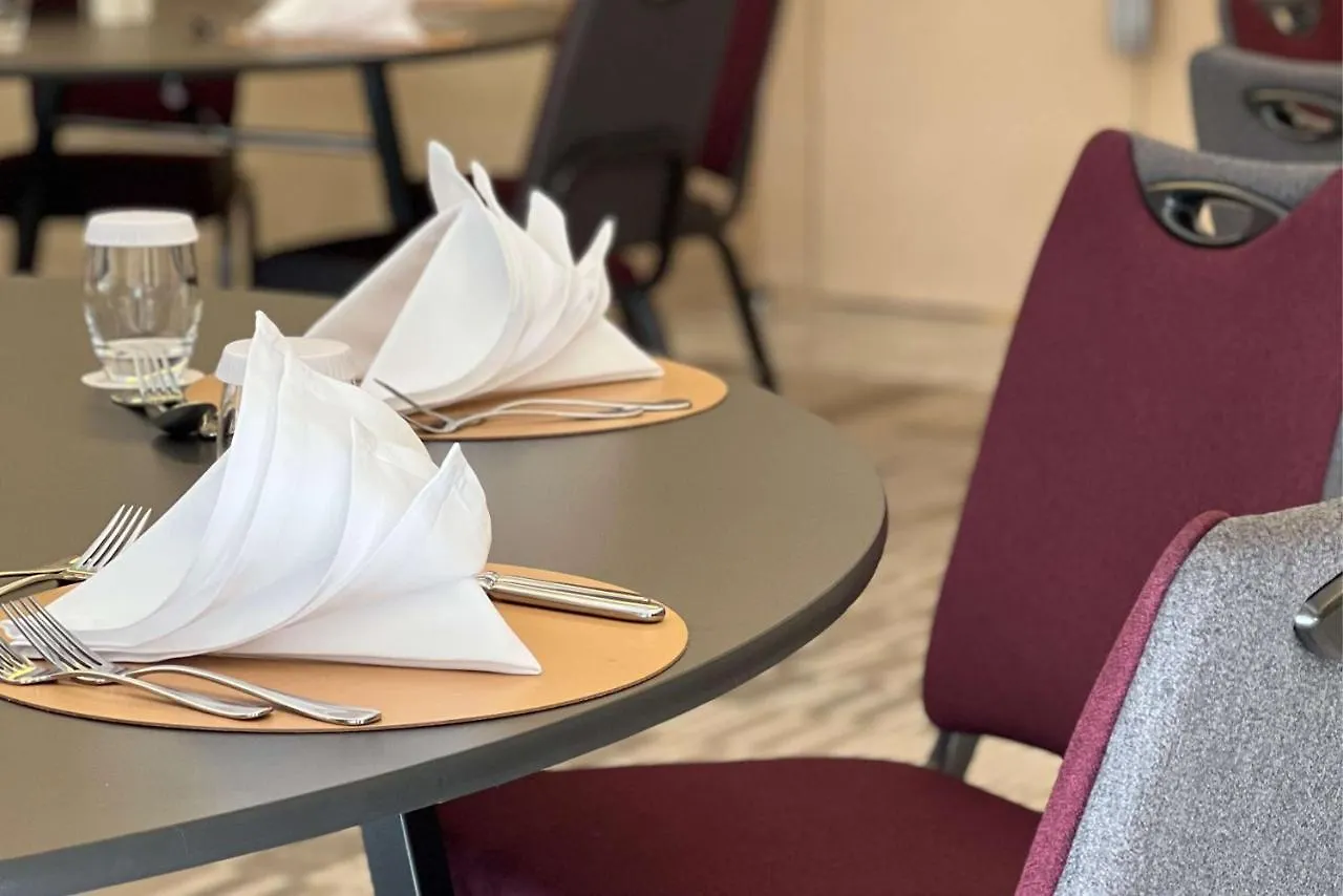 Mansard Riyadh, A Radisson Collection Hotel 5*, Riyad